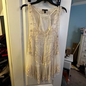 Jessica Simpson white dress